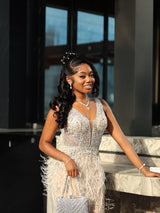 Elegant Straps V-Neck Sleeveless Mermaid Prom Dresses Beads With Feather