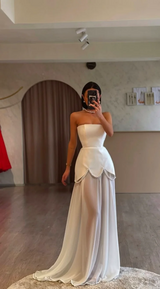 Strapless Unique Sleeveless Pearls A-line Floor length Prom Dresses