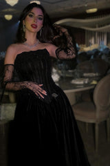 Chic Black Strapless Sleeves A-Line Velvet Prom Dresses Lace With Beads Pleats