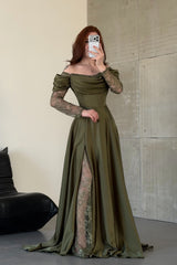 Romantic Green Long Sleeves Satin Prom Dresses A-Line High Split With Pleats