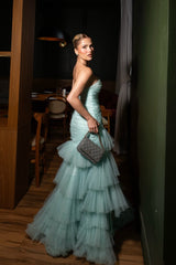 Elegant Strapless Sleeveless Tulle Prom Dresses Floor Length With Pleats Zipper