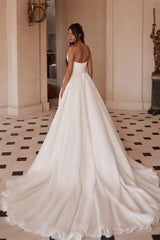 Charming Sweetheart Strapless Sleeveless Satin Prom Dresses High Split With Zipper Pleats