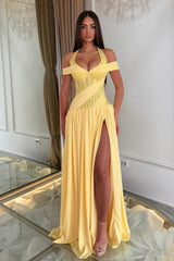 Graceful Yellow Halter Off The Shoulder Chiffon Lace Prom Dresses High Split With Pleats