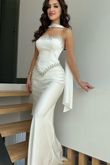 Romantic Strapless Sleeveless Satin Mermaid Prom Dresses Sheath Gem With Pleats