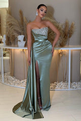Charming Chic Sleeveless Column Prom Dress Beadings-ballbellauk