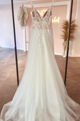 Charming Sweetheart Long V-Neck Sleeveless Lace Bridal Gowns On Sale-ballbellauk