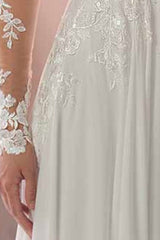 Lace Wedding Dresses Chiffon Chic V-Neck A-line Long Sleeve Lace Applique Beach Wedding Bridal Dress With Train Free Customization-Ballbella