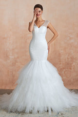 Mermaid Wedding Dress Beaded Chic V-Neck Sleeveless Bridal Gowns With Train-Ballbella