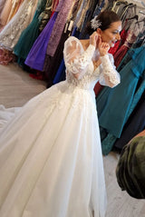 Princess Long V-Neck Long Lace Bridal Gowns On Sale With Long Sleevess-ballbellauk