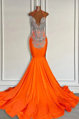 Sleeveless V-Neck Halter Mermaid Prom Dress With Beadings-Ballbella