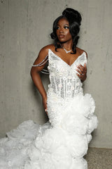 V-neck Ivory Flower Ruffles High Split Court Train Mermaid Prom Dresses-Ballbella