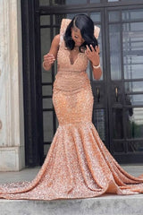 Charming V-Neck Sleeveless Mermaid Prom Dresses Column With Beads
