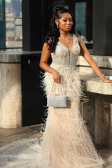 Elegant Straps V-Neck Sleeveless Mermaid Prom Dresses Beads With Feather