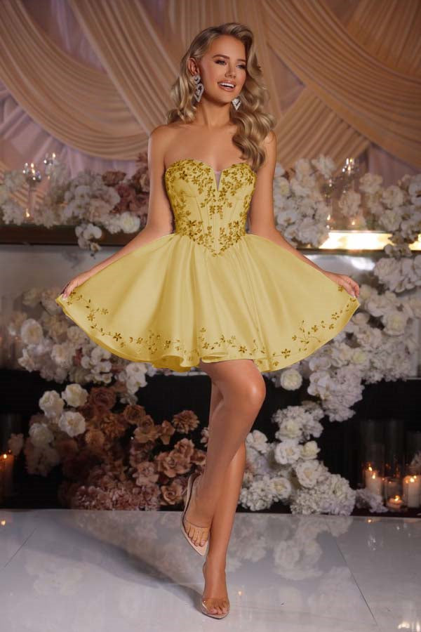 Gorgeous A-Line Satin Strapless Homecoming Dress Sleeveless Mini With Beads