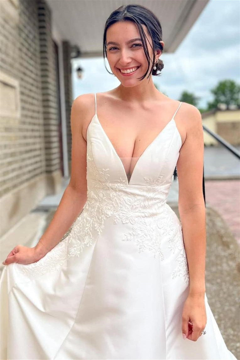Beautiful V-Neck Spaghetti-Straps A-Line Wedding Dresses Satin Open Back With Appliques Lace Buttons