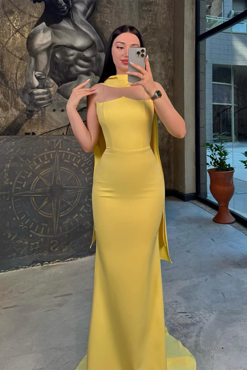 Chic Yellow Strapless Satin Mermaid Prom Dresses Sleeveless Sheath On Sale