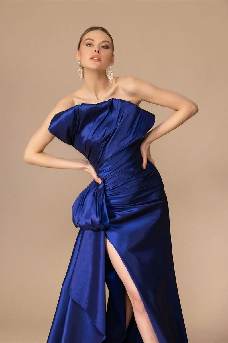 Luxury Royal Blue Strapless A-line Satin Prom Dress Sleeveless Side Split With Lace-Up Back