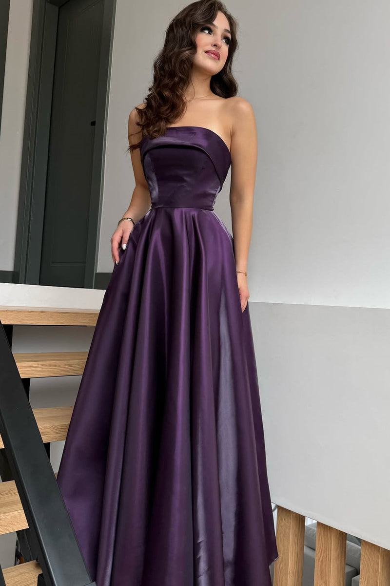 Glamorous Purple Strapless Sleeveless A-Line Prom Dresses Long Lace-Up Back With Pleats