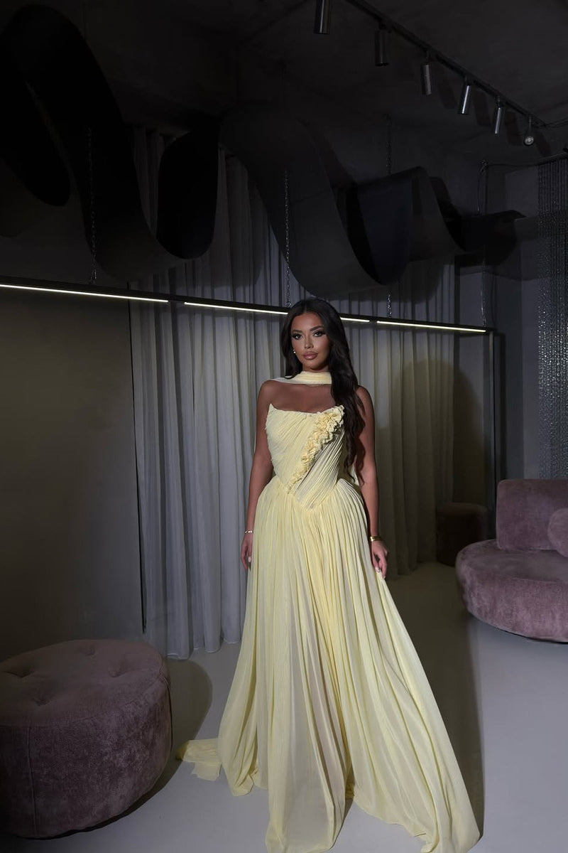 Dreamy Daffodil Strapless Sleeveless Chiffon Prom Dresses A-Line Long With Pleats