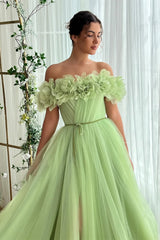 Dreamy Green Off-The-Shoulder Tulle Prom Dresses A-Line High Split With Flower