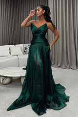 Glamorous Dark Green Strapless Sleeveless V-Neck Prom Dress A-Line Long With Pleats
