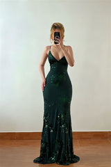 Timeless Dark Green Spaghetti-Straps Sleeveless Prom Dresses Mermaid V-Neck With Lace-Up Back