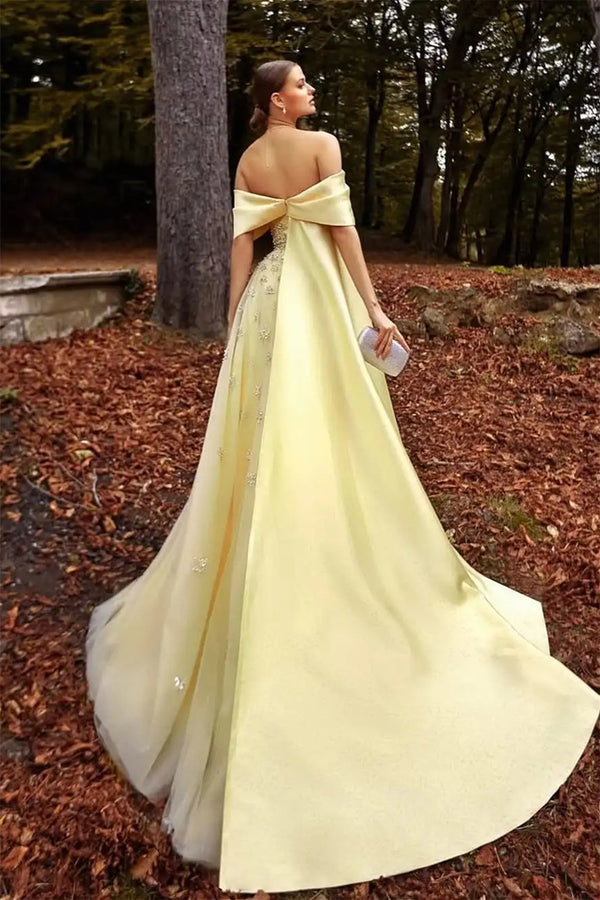 Luxury Daffodil Off-The-Shoulder A-Line Prom Dresses Beads With Ruffle Zipper