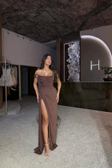 Chic Coffee Sweetheart Off-The-Shoulder Chiffon Mermaid Prom Dress Column With High Split