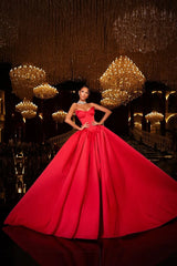 Classic Red Sweetheart Strapless Sleeveless Satin Prom Dresses A-Line Ball Gown With Pleats