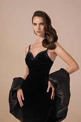 Vintage Black V-Neck Spaghetti-Straps Sleeveless Velvet Prom Dresses Mermaid With Beads Zipper