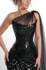Elegant Black One Shoulder Sleeveless Sequins Mermaid Prom Dresses High Split With Lace-Up Back