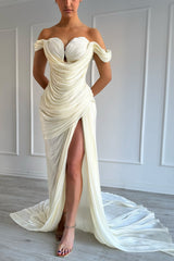 Graceful Off-The-Shoulder Sweetheart Mermaid Prom Dresses Side Split With Pleats