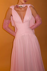 Romantic Pink V-Neck Sleeveless Chiffon Prom Dresses Floor Length With Pleats