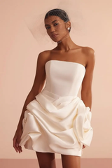 Graceful Strapless Sleeveless Satin Homecoming Dresses Mini With Pleats