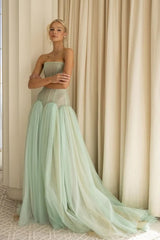 Timeless Green Strapless Sleeveless Tulle Prom Dresses A-Line With Pleats