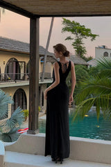 Romantic Black V-Neck Straps Sleeveless Satin Lace Mermaid Sheath Prom Dresses