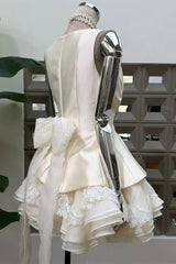 Pretty Straps Sleeveless Satin Lace Homecoming Dresses Mini With Pleats Zipper