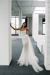 Elegant White Strapless Sleeveless Mermaid Tulle Prom Dresses Gem With Zipper Pleats
