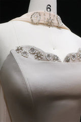 Luxurious Strapless Sleeveless A-Line Prom Dresses Floor Length Beads With Lace-Up Back