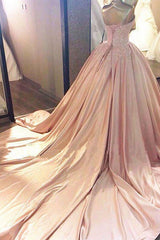 Ball Gown Sleeveless Sweetheart Court Train Lace Elegant Evening Dress-ballbellauk