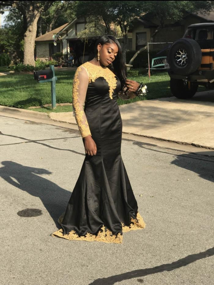 Chic Mermaid Scoop Long Sleeves With Appliques Long Satin Plus Size Prom Dress-ballbellauk