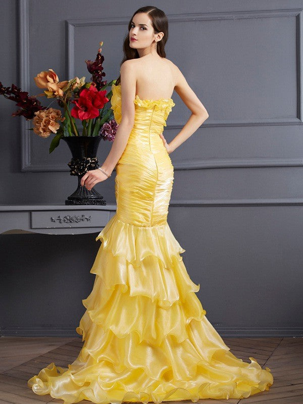 Chic Mermaid Strapless Sleeveless Ruffles Long Tulle Prom Dress-ballbellauk