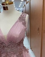 Dusty Pink Sleeveless Long Prom Dress UK With Tulle Appliques and V-Neck-ballbellauk