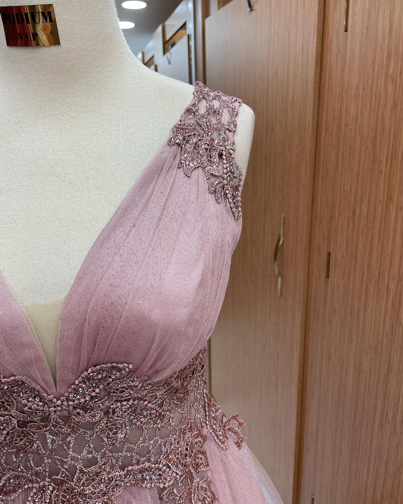 Dusty Pink Sleeveless Long Prom Dress UK With Tulle Appliques and V-Neck-ballbellauk