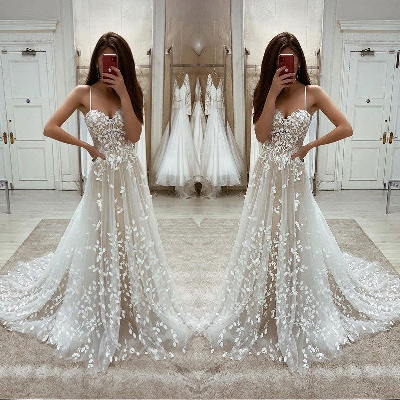 Elegant Long Wedding Dress Tulle With Appliques Spaghetti-Straps-ballbellauk