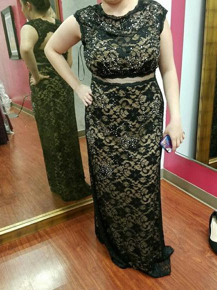 Elegant Scoop Beading Sleeveless Long Lace Plus Size Prom Dress-ballbellauk