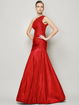 Fabulous Sleeveless One Shoulders Pleats Long Taffeta Bridesmaid Dresses-Ballbella
