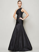 Fabulous Sleeveless One Shoulders Pleats Long Taffeta Bridesmaid Dresses-Ballbella