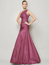 Fabulous Sleeveless One Shoulders Pleats Long Taffeta Bridesmaid Dresses-Ballbella