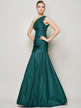 Fabulous Sleeveless One Shoulders Pleats Long Taffeta Bridesmaid Dresses-Ballbella